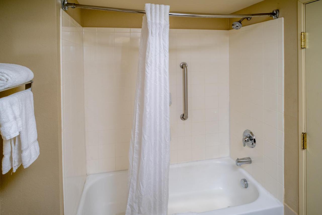 Country Inn & Suites By Radisson, Princeton, Wv Esterno foto